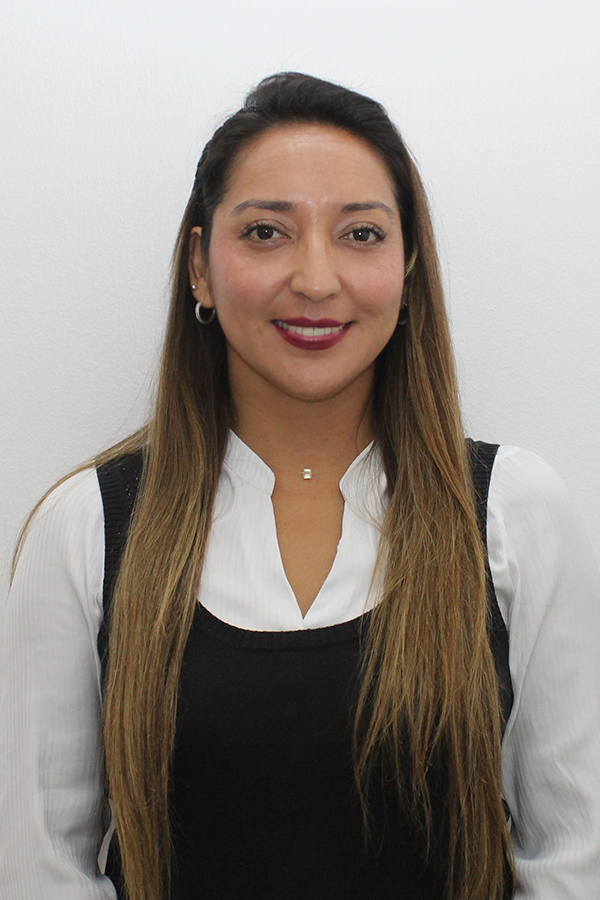 Paula Ponce