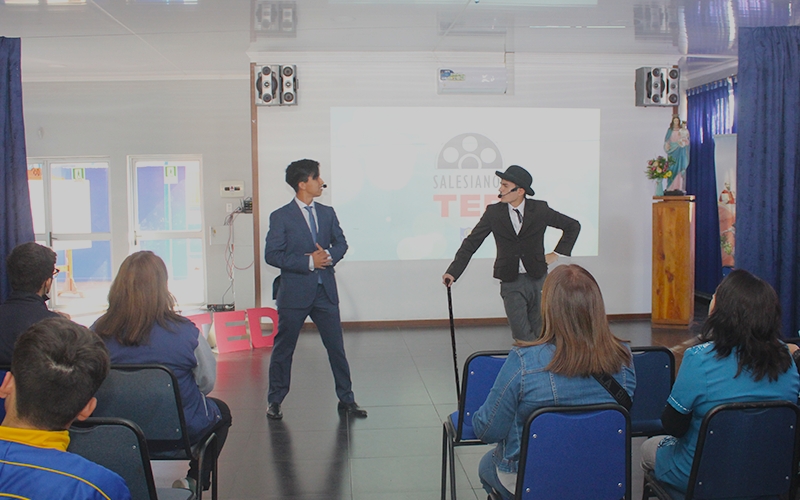 Con Charlas TED alumnos de cuarto medio inspiraron a sus compa&ntilde;eros