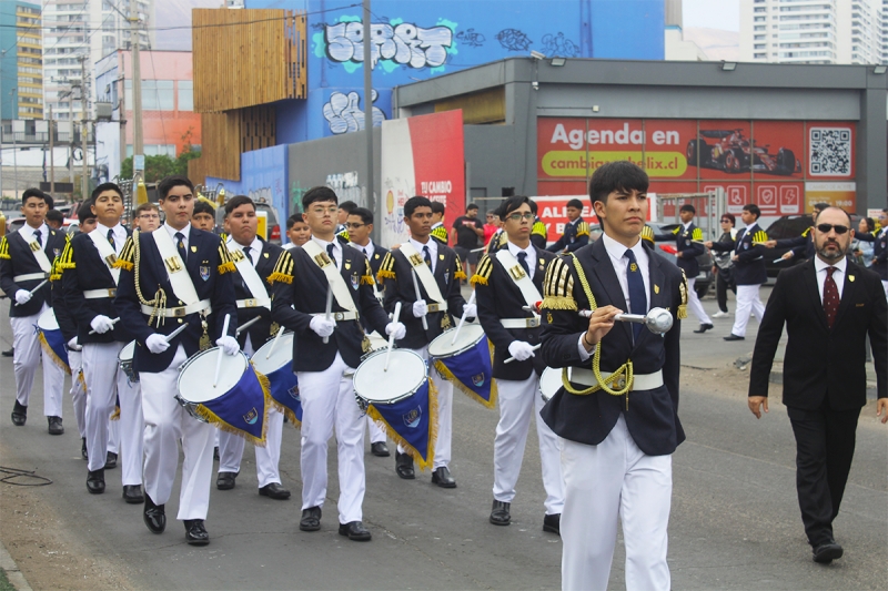Don Bosco rinde homenaje a las Glorias Navales