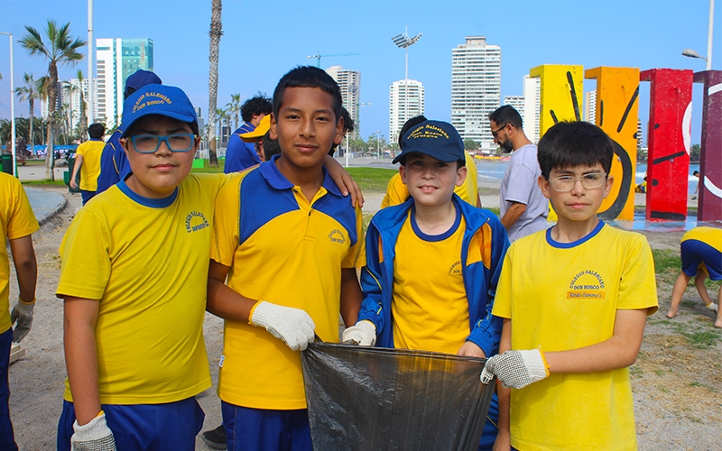 Con intervenci&oacute;n medioambiental celebramos el d&iacute;a del estudiante salesiano