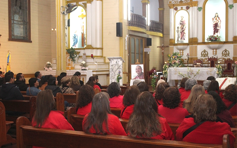 Presencia salesiana de Tarapacá participa en misa de despedida del p. José Miguel Prieto Sdb.